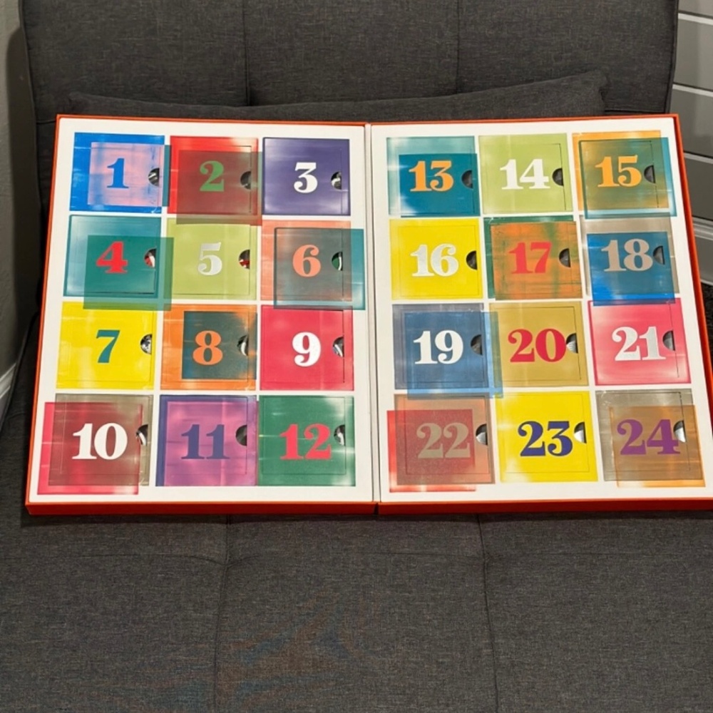 Tiffany 2022 large advent caladar w/ 24 Andy Warhol designed cardboard ornaments